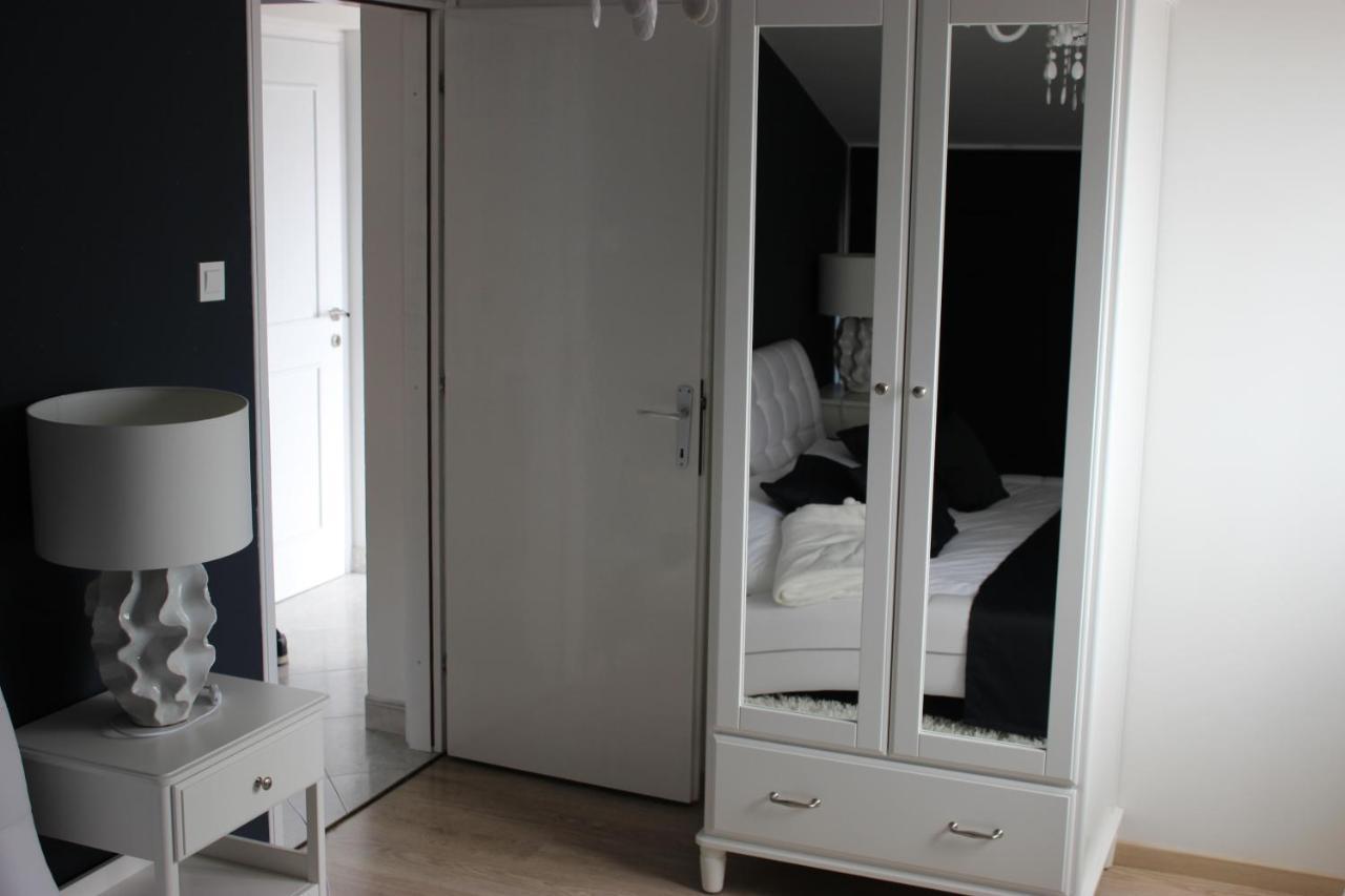 Apartments Christine Umag Zewnętrze zdjęcie