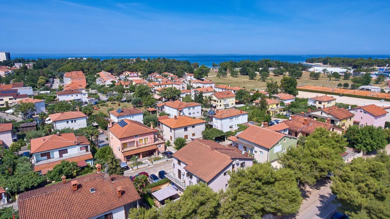 Apartments Christine Umag Zewnętrze zdjęcie